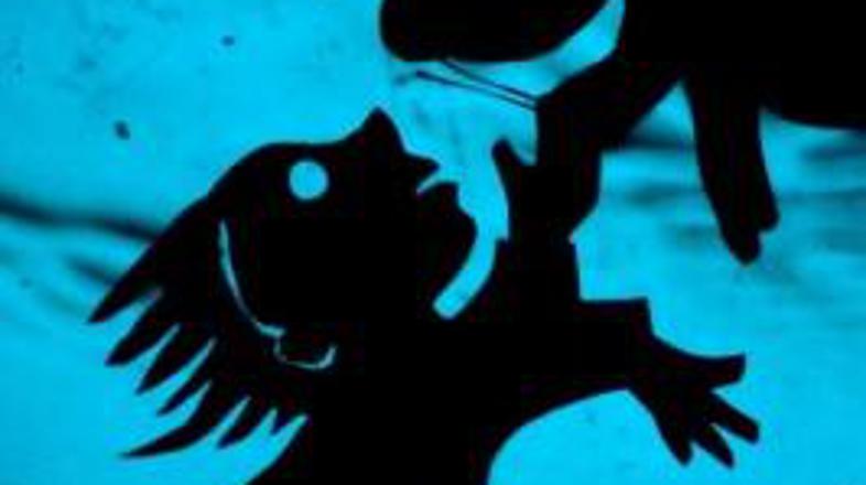 V predstavi igrajo Asja Kahrimanović, Martina Maurič Lazar in  Brane Vižintin. (