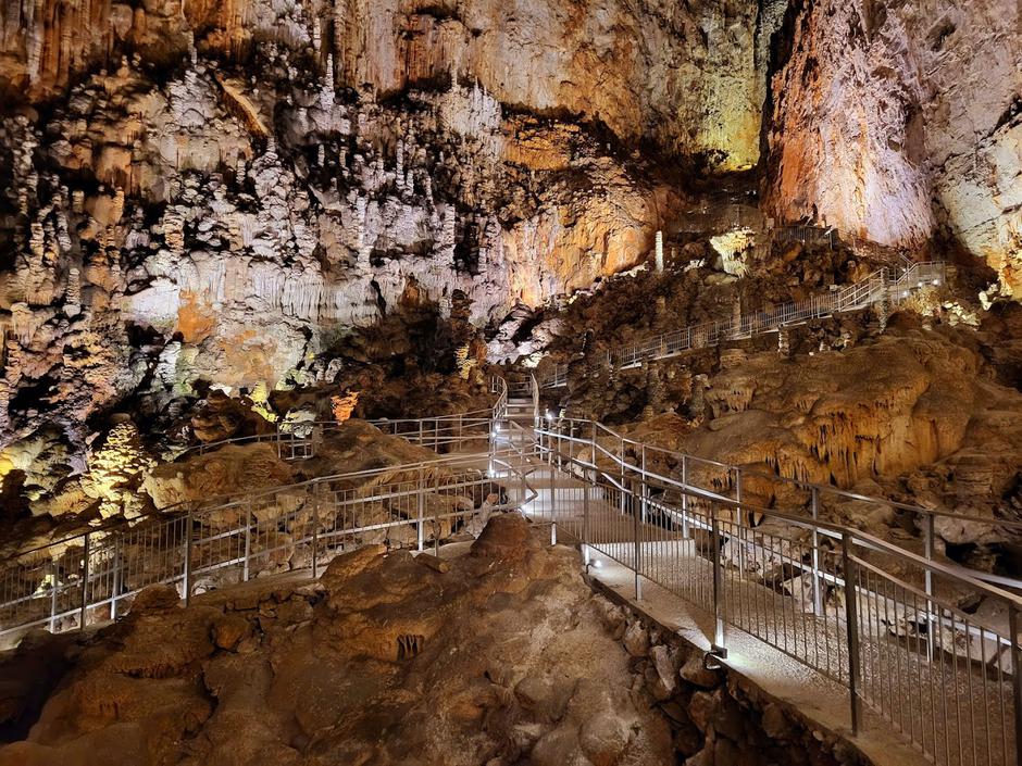 Briška jama | Avtor: Google maps