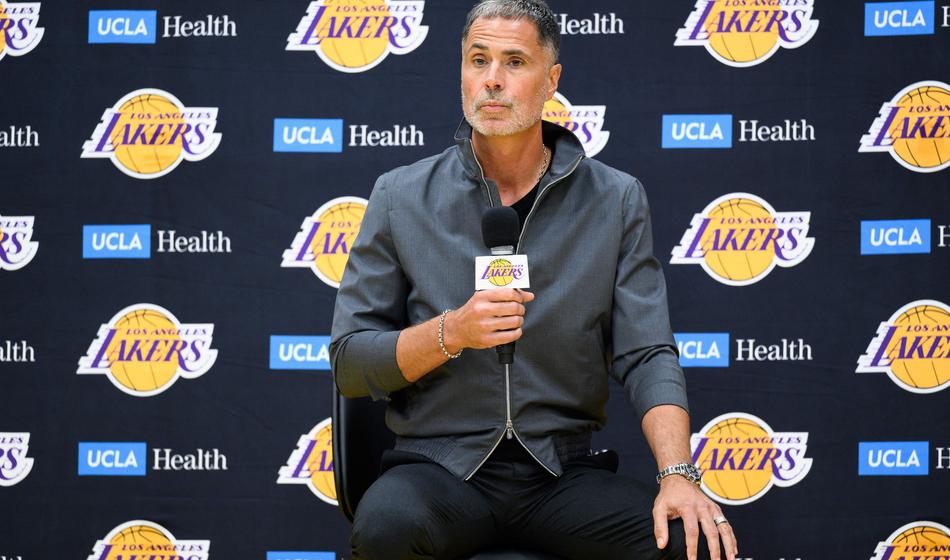 S prstom pokazal na krivca: Lakersi ne morejo osvojiti naslova v Dončićevi eri