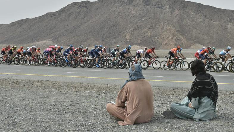 Primož Roglič dirka po ZAE