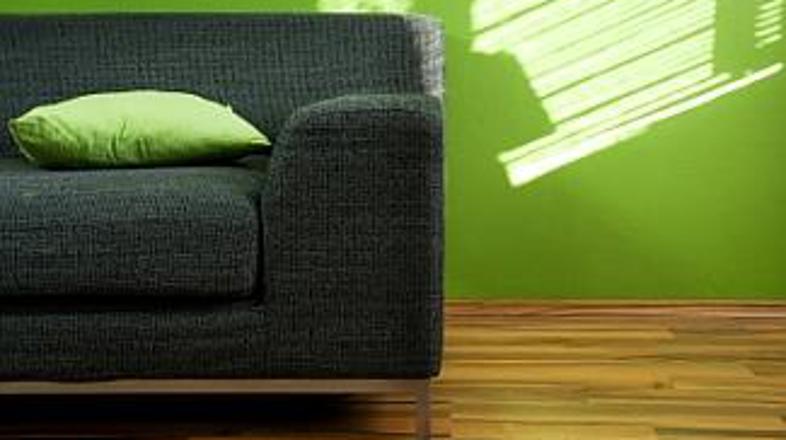 Pazite, da ne bodo veliki kosi pohištva ostali pred (premajhnimi) vrati!