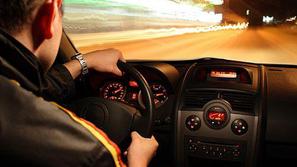 90 odstotkov Slovencev meni, da je njihovo vozniško znanje dobro ali zelo dobro.