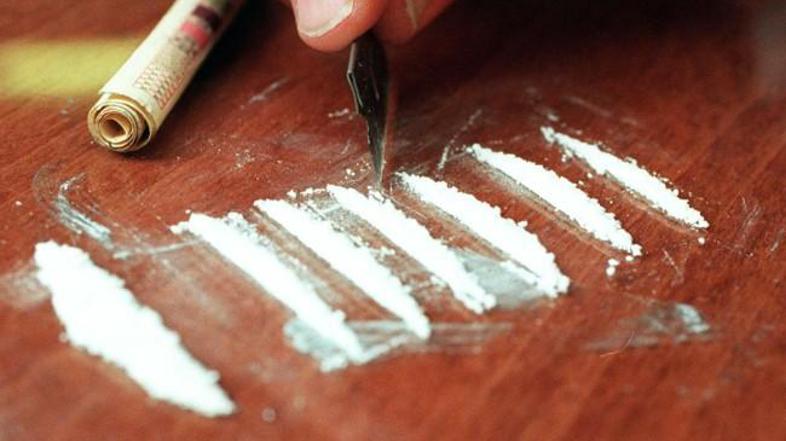 Skladiščenje kokaina poteka v Zahodni Afriki, od koder ga nato v manjših pošiljk