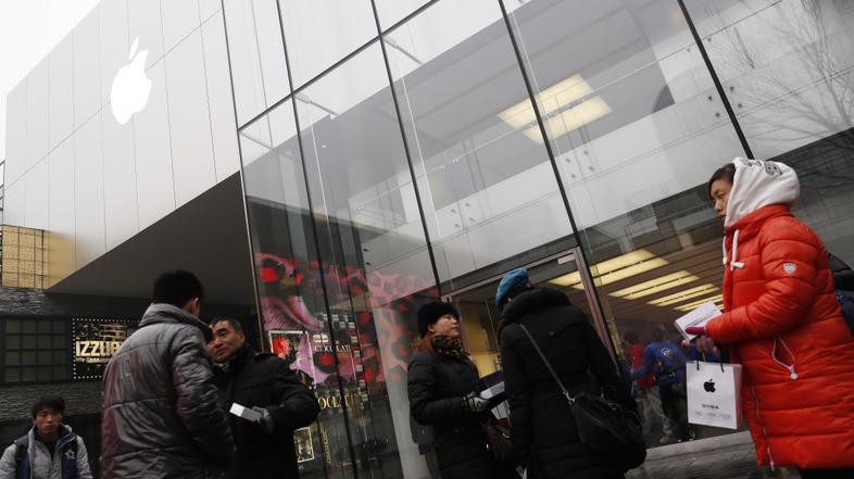 Kitajci čakajo na Iphone 5