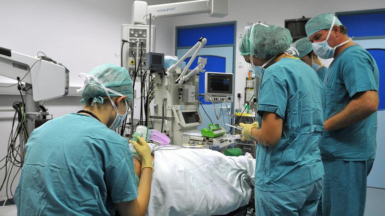 Lopovi so ukradli bakrene cevi, ki so s kisikom oskrbovale pljučni oddelek srbsk