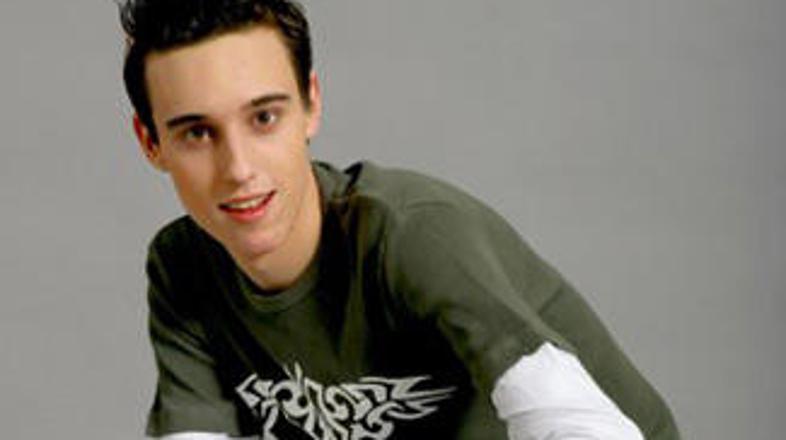 Enkrat se je zgodilo celo, da so Nina poklicali z neke radijske postaje, ker so 