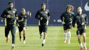 Song Alves Neymar Barcelona Manchester City Liga prvakov osmina finala