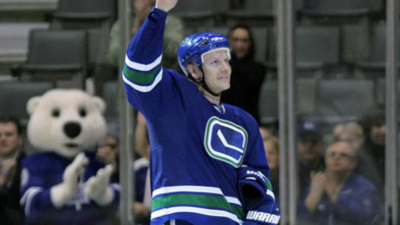 Mats Sundin na lanskem gostovanju z Vancouvrom v Torontu.