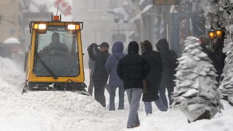 Snežno neurje v Kanadi