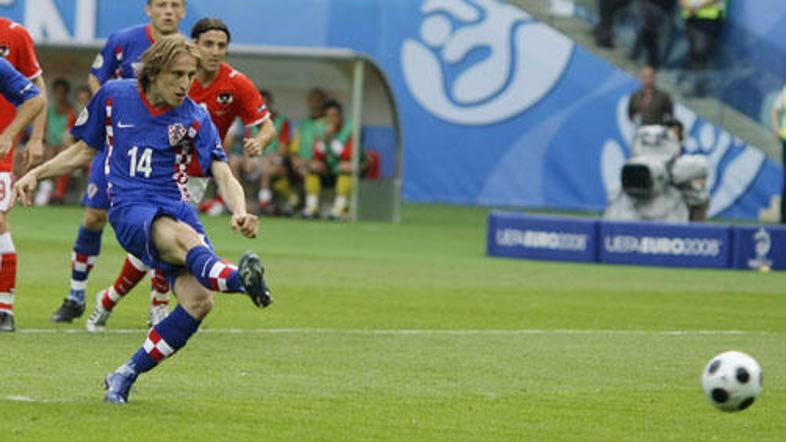 Luka Modrić je z golom v četrti minuti srečanja določil zmagovalca.