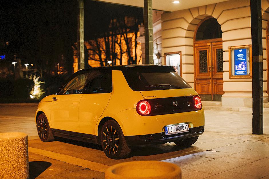 hoda e | Avtor: Honda