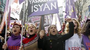 Protest žensk v Carigradu