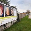 Tri žrtve iz Arje vasi zrejo s plakatov po vsej Sloveniji kot spomin in opomin. 