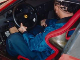 Lewis Hamilton in ferrari F40