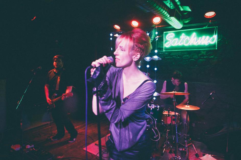 Melanija Larisa Fabčič - Melée