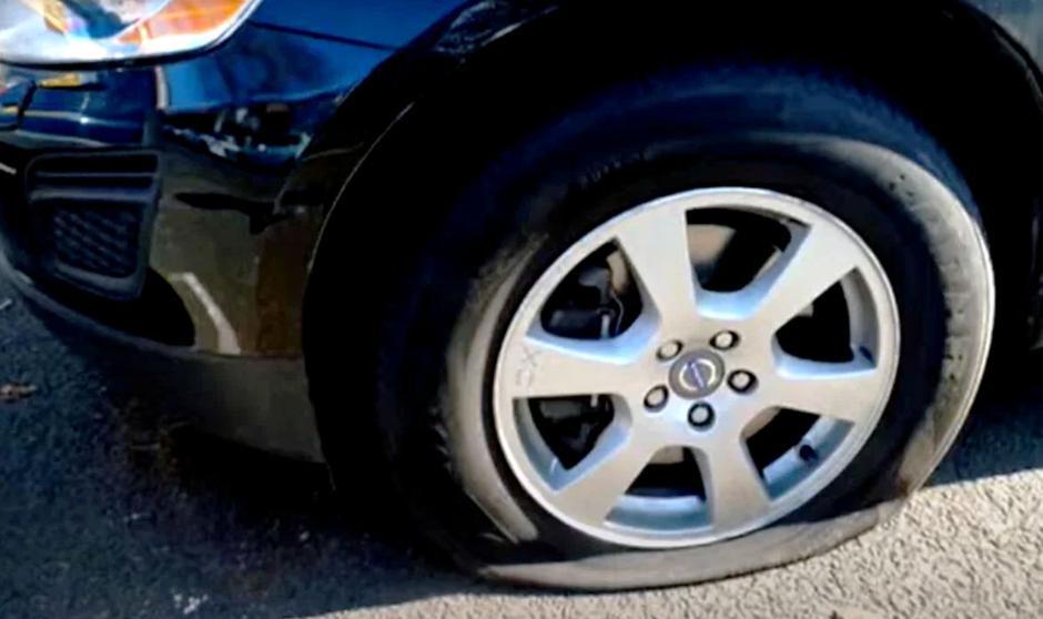 Prazna pnevmatika | Avtor: The Tire Extinguishers