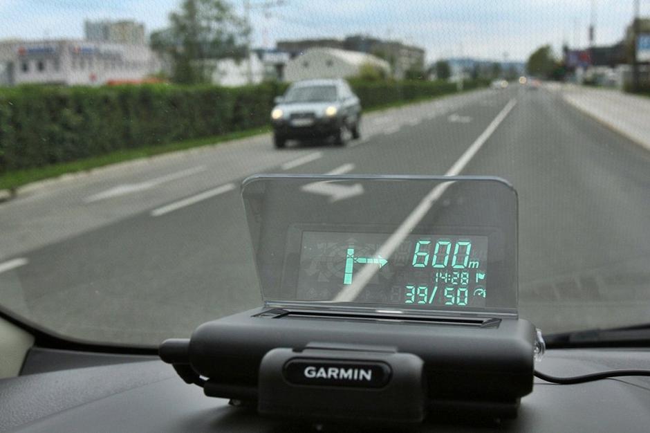 Garmin HUD | Avtor: Andrej Leban
