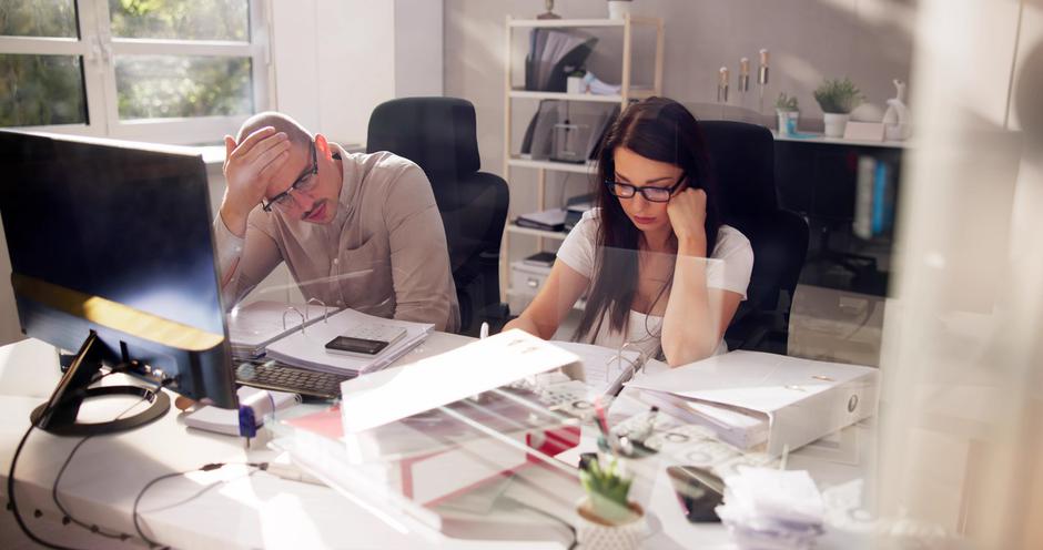 pisarna zaposleni sodelavci | Avtor: Profimedia