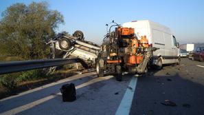 Nesreča na AC pri Lopati