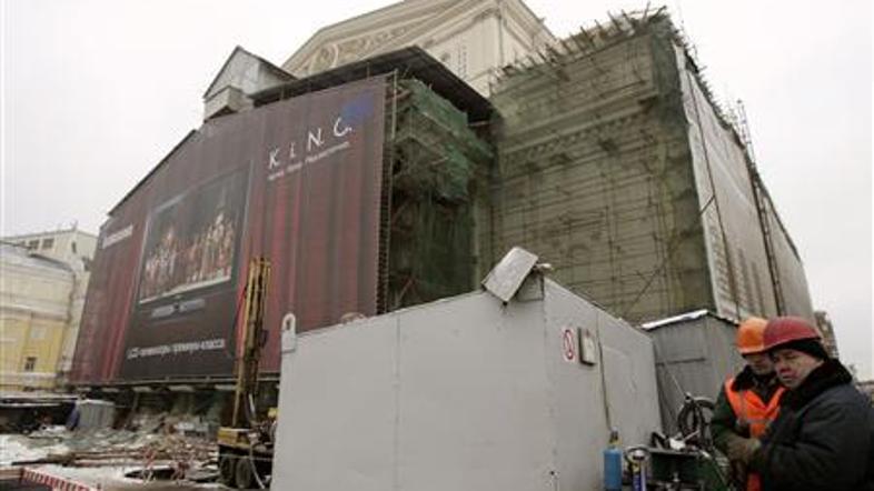 Obnova in prenovitev dotrajanega domovanja Bolšoj teatra se bo zavlekla vse do l