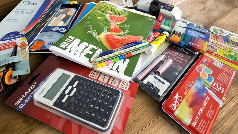 kopija nova, šolske potrebščine