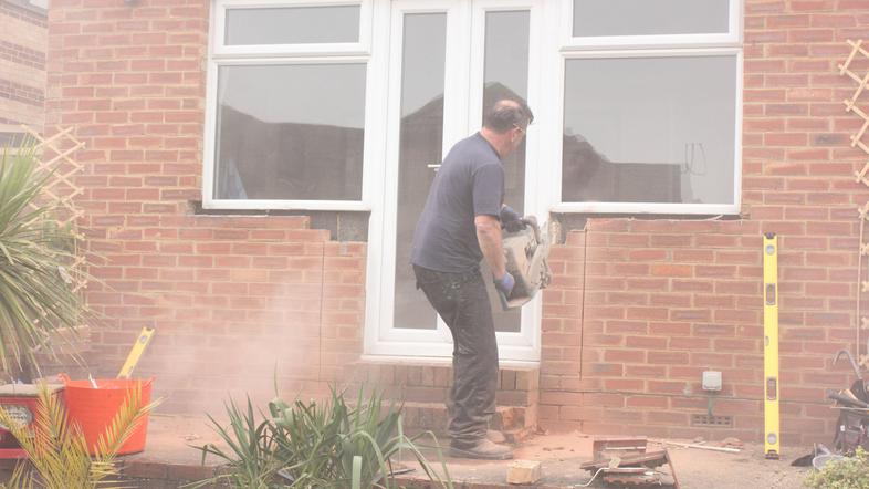 vgradnja oken, manjša rekonstrukcja