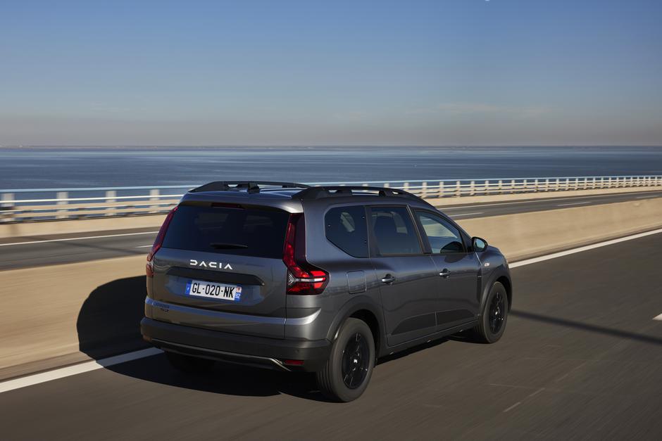 Dacia jogger Hybrid | Avtor: Dacia