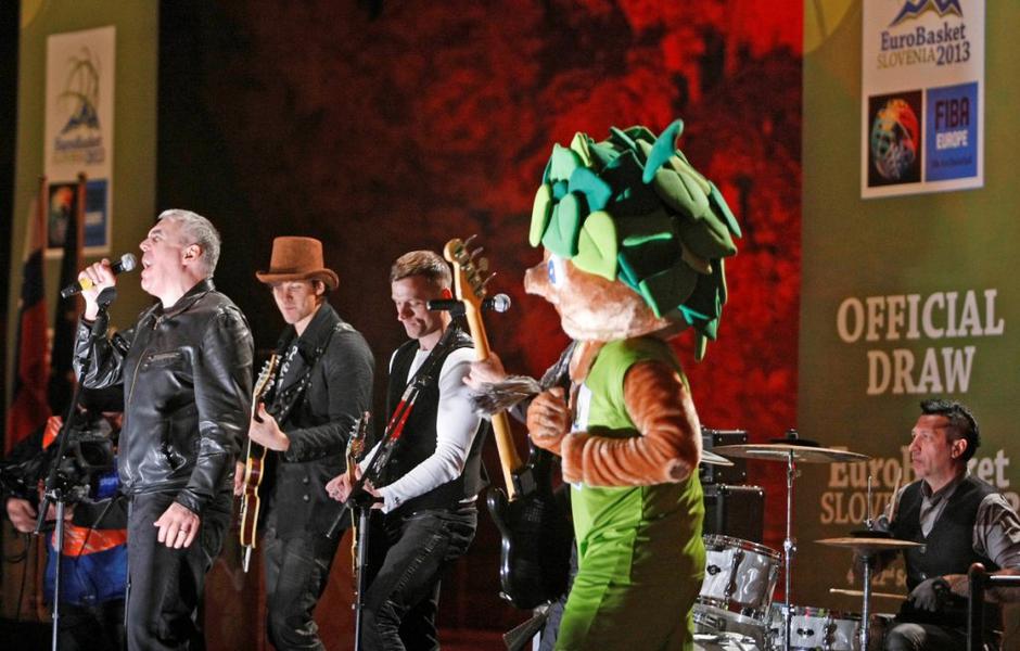 Žreb skupin Eurobasket 2013 Postojnska jama Lipko Predin koncert petje | Avtor: Saša Despot