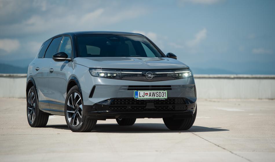 Družinski SUV, po 100 kilometrih smo porabili manj kot liter bencina