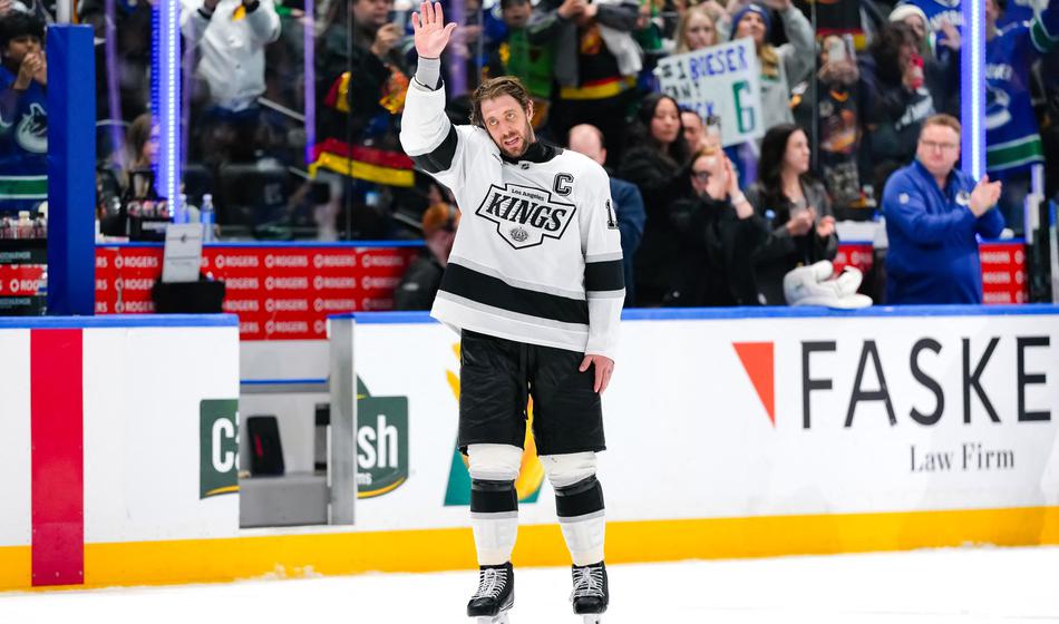 Kopitar se je vrnil iz garderobe in požel stoječe ovacije