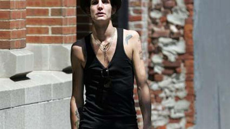 Novica, da bo postal očka, ga je sprva presenetila, a je pripravljen Gilleen sta