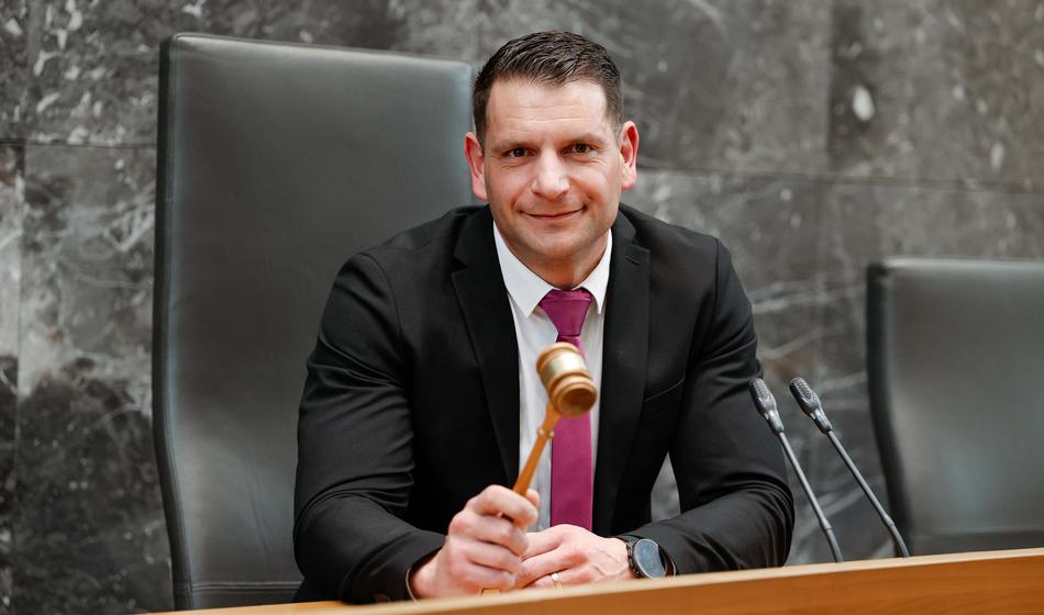 To je resnica o Stevanovićem odnosu s sestro