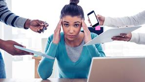 Služba, pisarna, delo