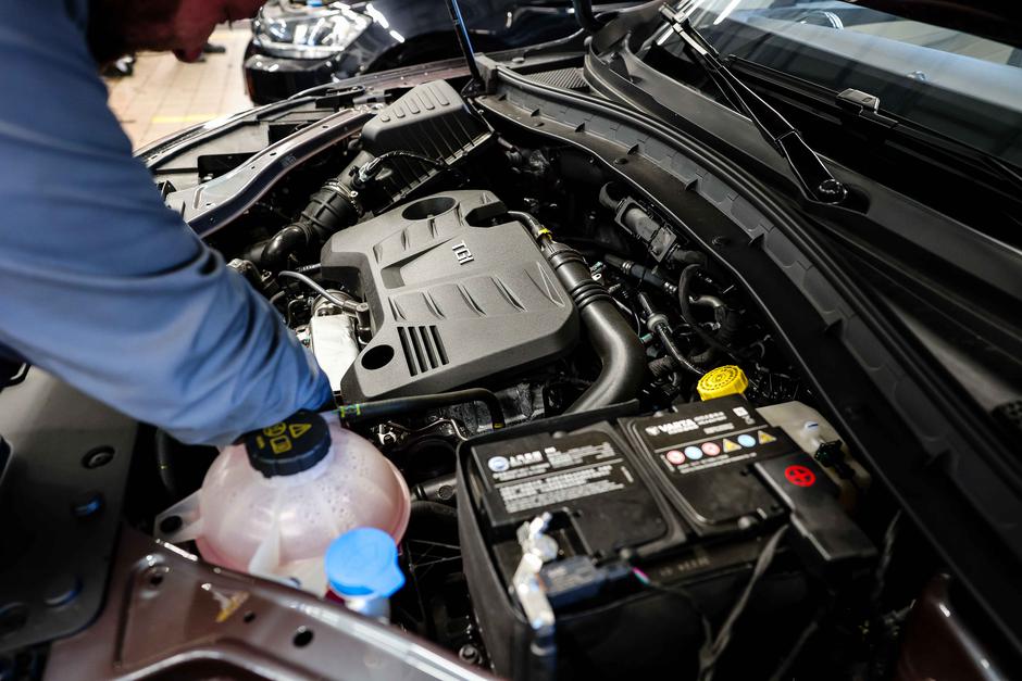 MG servis | Avtor: Saša Despot