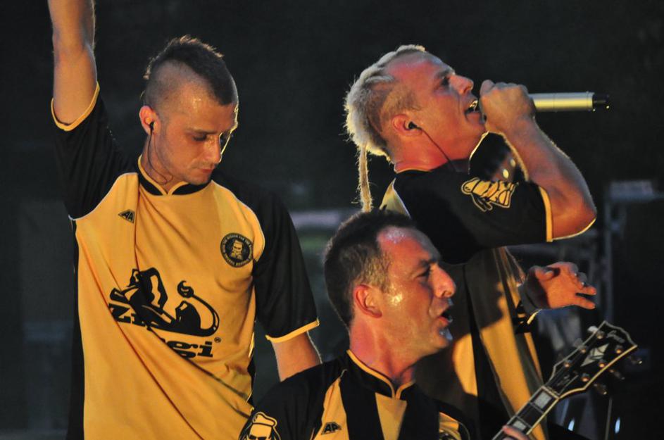 Editorsi obnoreli Križanke!