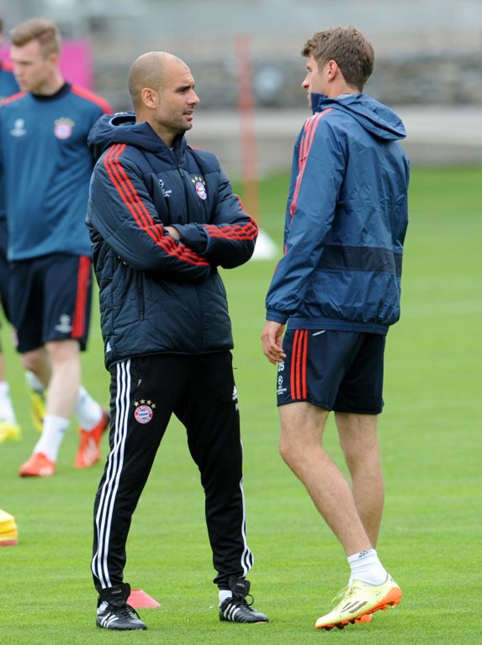 Guardiola trening Müller Bayern Manchester United Liga prvakov | Avtor: EPA