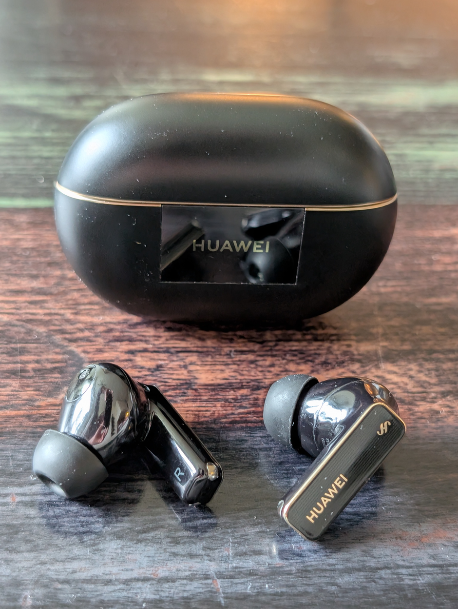 huawei freebuds 4 pro | Avtor: D. J.
