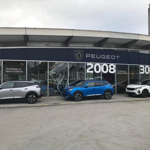 Prodajni salon Peugeot