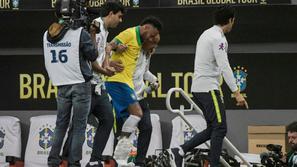 Neymar Brazilija poškodba