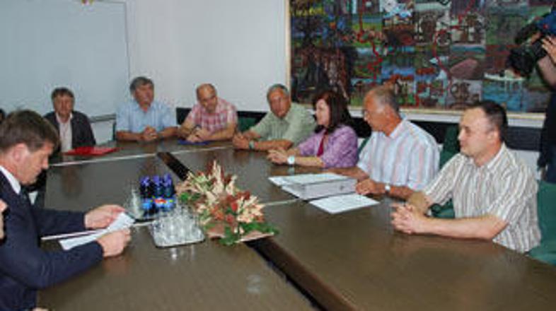 Predstavniki volilcev iz štirih krajevnih skupnosti in člani lokalnega partnerst