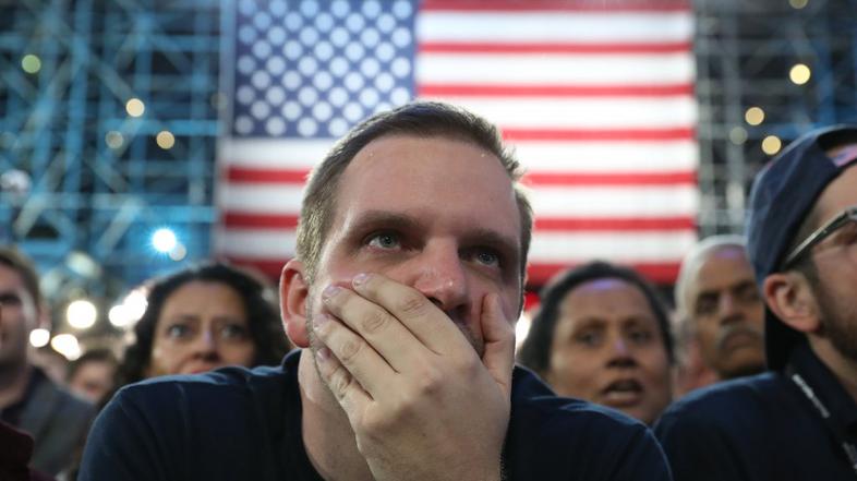 Predsedniške volitve v ZDA, razočaranje podpornikov Clintonove