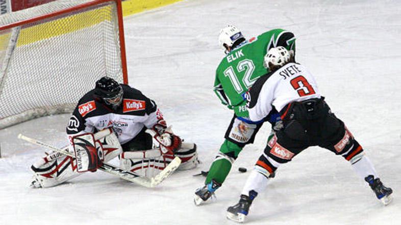 Tod Elik na 409. večnem derbiju ni uspel premagati Gabra Glaviča.