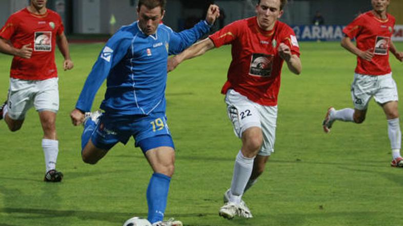 Drava je z zmago 3:0 še poglobila krizo državnih prvakov iz Domžal.