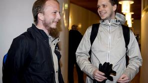 Ustanovitelja The Pirate Bay Gottfrid Svartholm Warg (levo) in Peter Sunde (desn