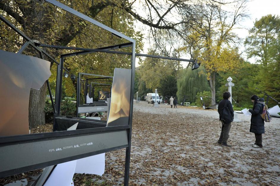 Uničena razstava v Tivoliju