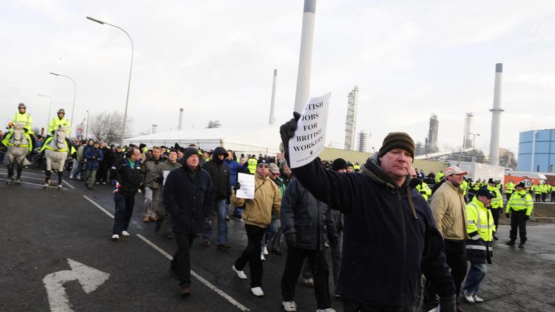 Tako so v petek protestirali v Veliki Britaniji.
