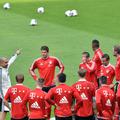 Guardiola Gomez Rafinha Bayern München Allianz Arena trening