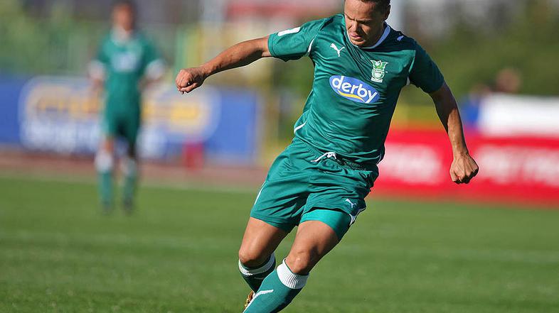 Rakovič je proti Nafti dosegel šele drugi zadetek v prvenstvu. (Foto: Boštjan Ta