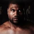 Rampage Jackson je kar pred televizijskimi kamerami otipaval novinarko.