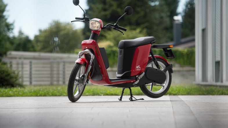 električni skuter Askoll eS2